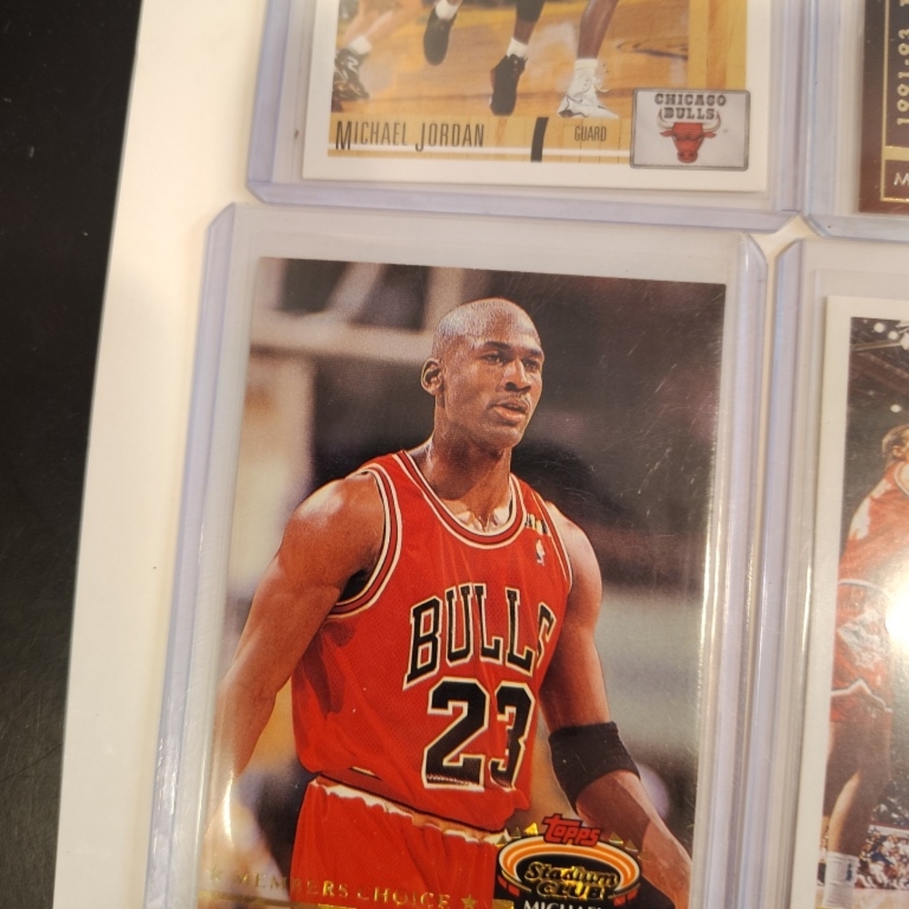 Basketball Trading Card Collection - Picture 15 of 16